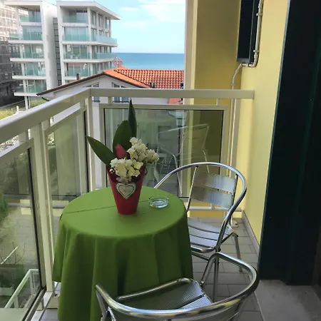 Foscolo Sunset House *